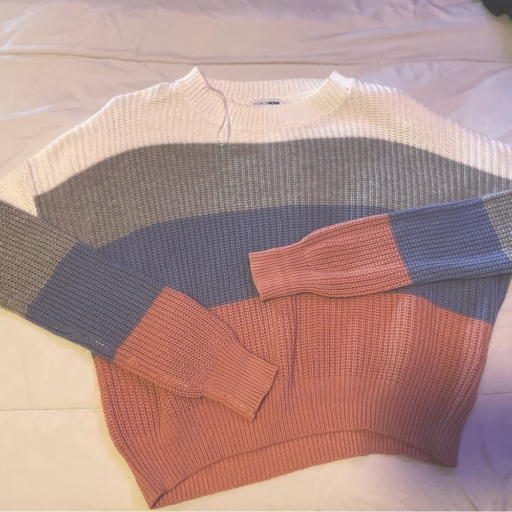 Fashion Nova cropped sweater
